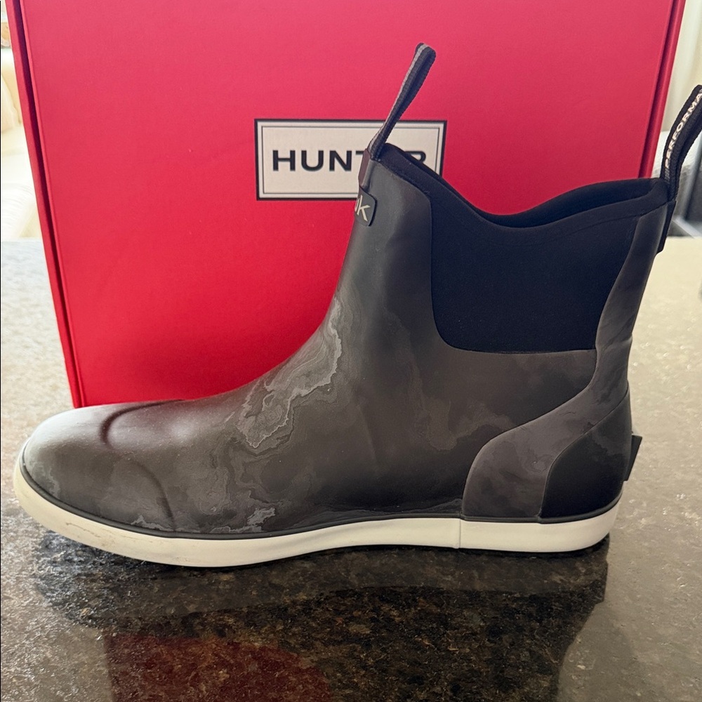 Huk Charcoal and White Performance Boots - Picture 7 of 9